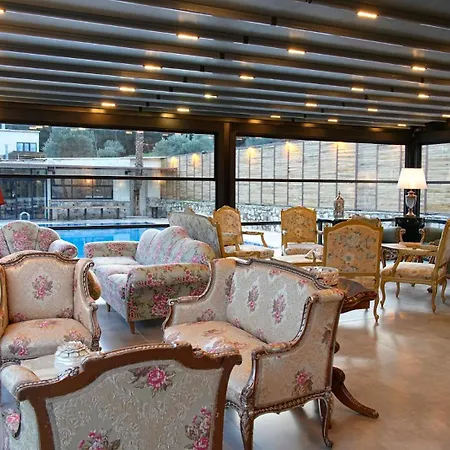 Garrya Romo Hotel