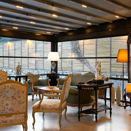 Garrya Romo Hotel