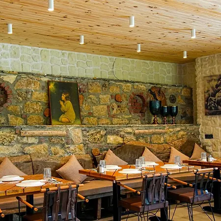 Garrya Romo Hotel