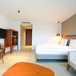 Hotel Garrya Romo *